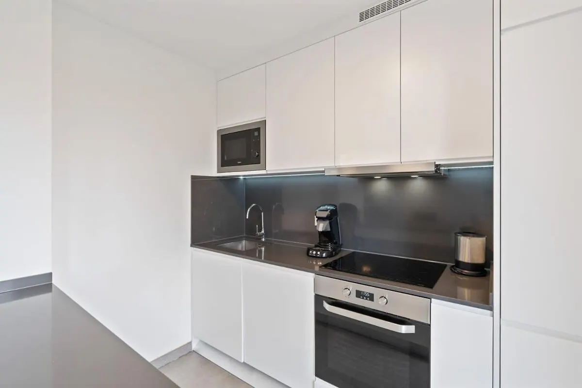 Tranquil Haven - Relax And Unwind In Hamm Appartement Luxemburg