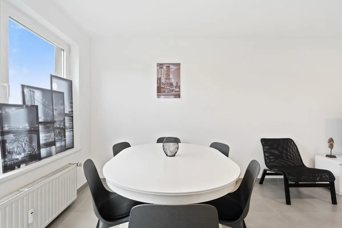 Tranquil Haven - Relax And Unwind In Hamm Appartement Luxemburg