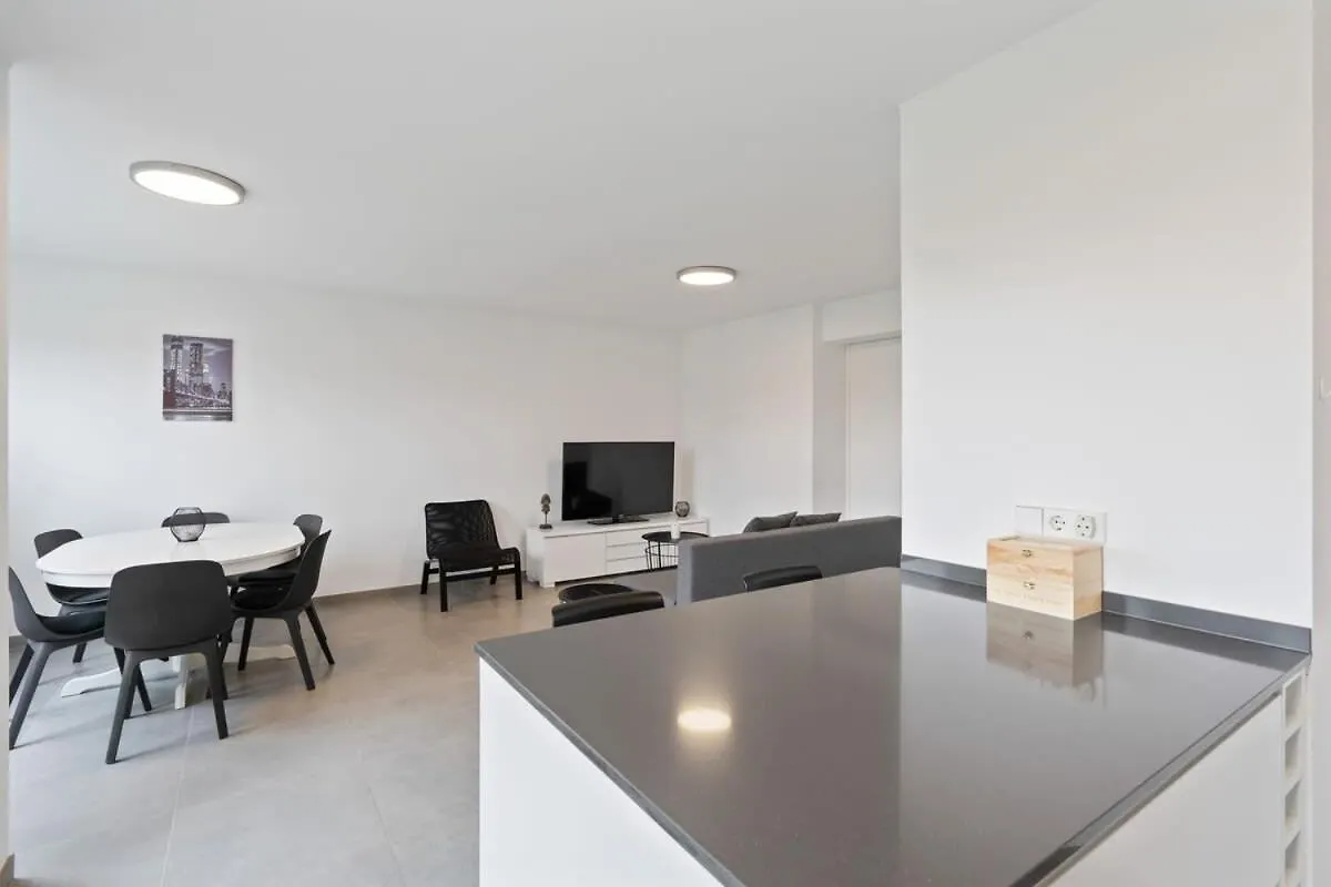 Tranquil Haven - Relax And Unwind In Hamm Appartement Luxemburg